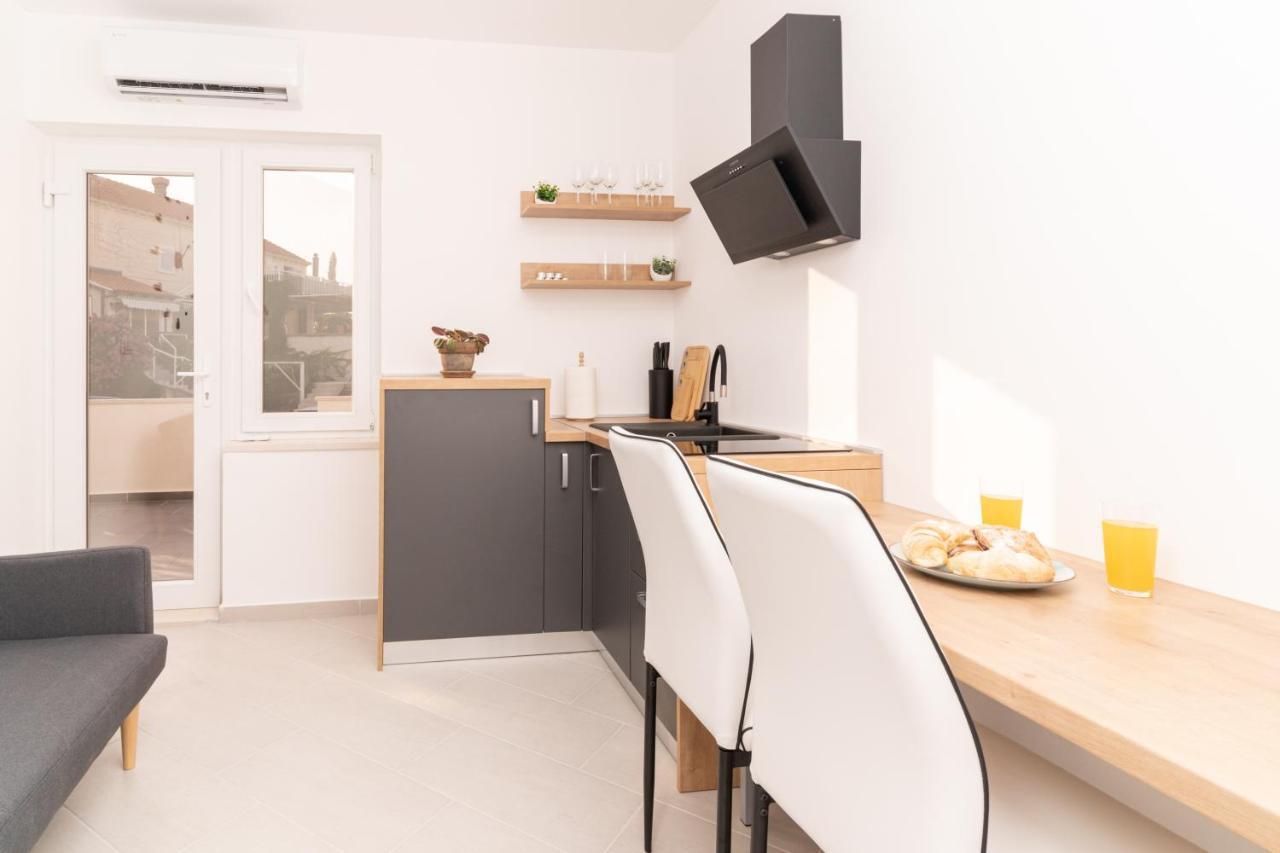 Casa De Hijos Apartment Кавтат Екстериор снимка